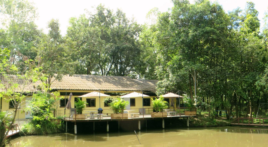 Others 4, Isaan Perazim Park, Phon Thong