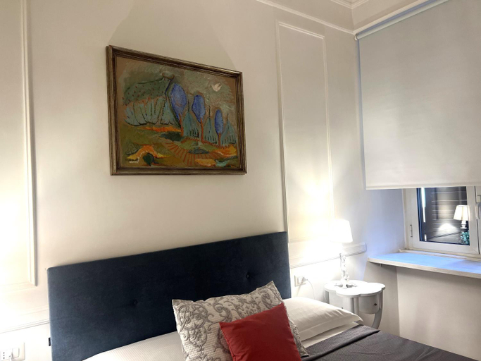 Facilities 2, InternoRoma, Rome