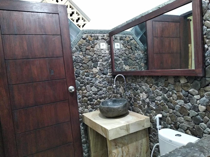 Bathroom 9