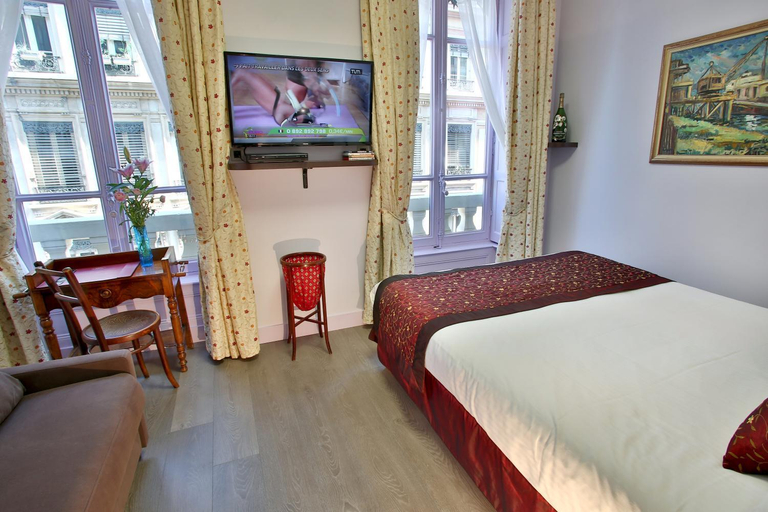 Bedroom 2, Hotel des Celestins, Rhône
