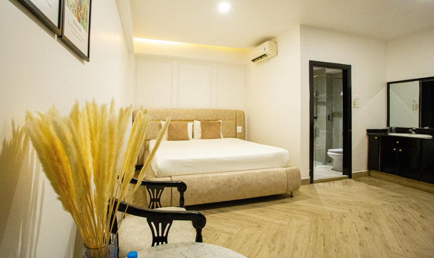 Bedroom 12