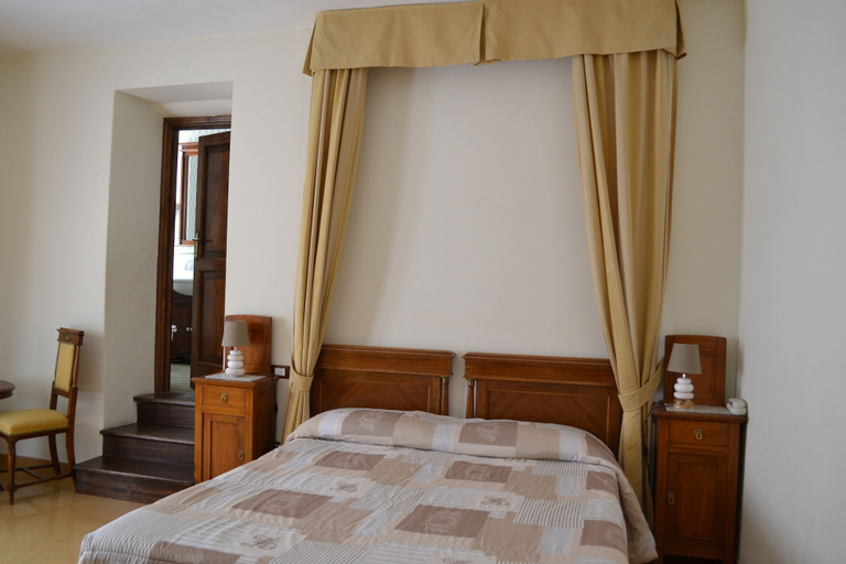 Bedroom 3, Hotel Roma, L'Aquila
