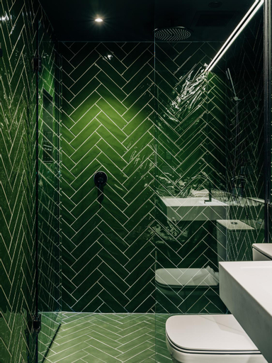 Bathroom 9