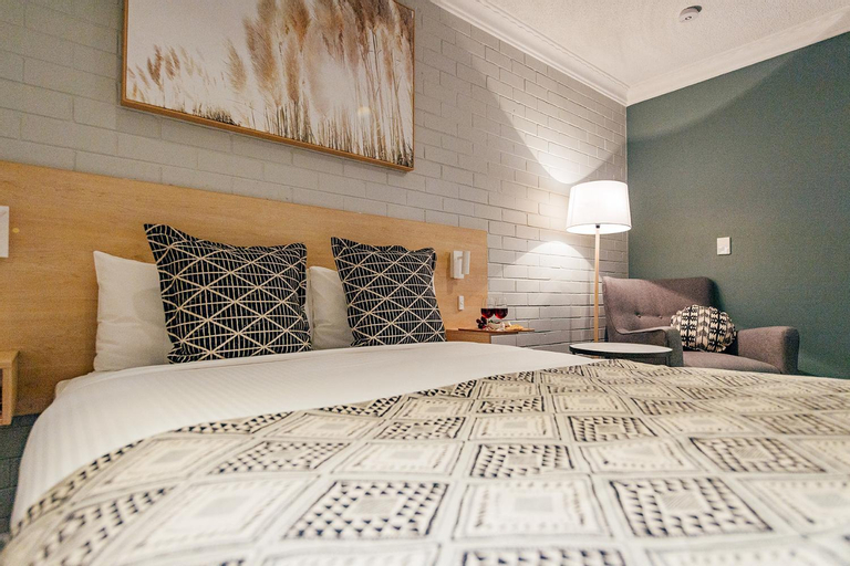 Bedroom 12