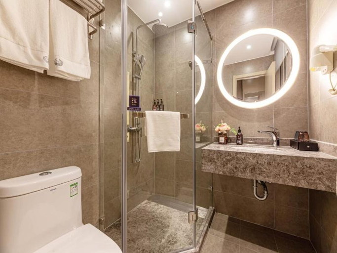 Bathroom 3, Gya Hotel Suzhou Hanshan Temple Binhe Road Metro Station, Suzhou