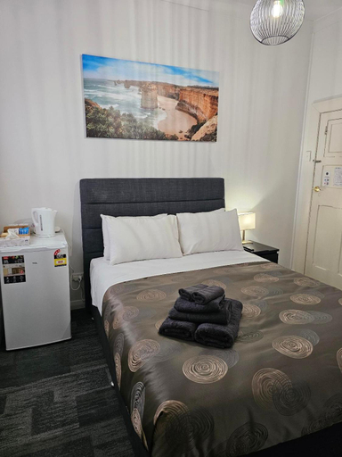 Others 4, Minlaton Hotel, Yorke Peninsula - North