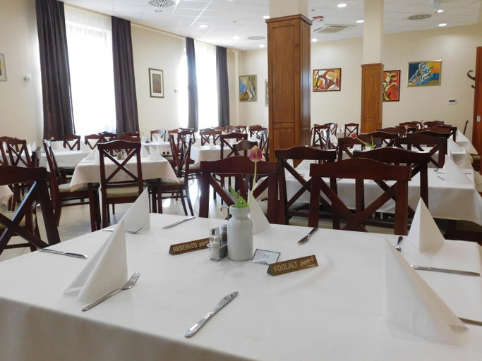 Food & Drinks 3, Hotel Kumania, Karcag