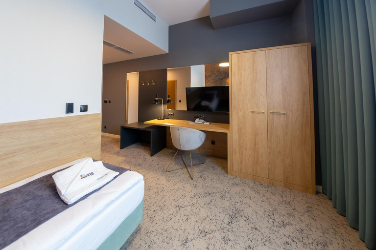 Bedroom 2, Hotel & SPA Hetman, Siedlce City