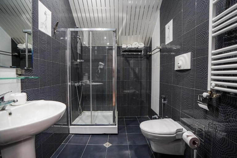 Bathroom 3, Natali Hotel, Borjomi
