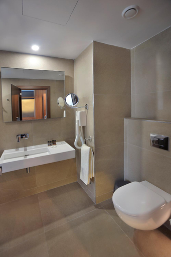 Bathroom 5, Nelia Beach Hotel