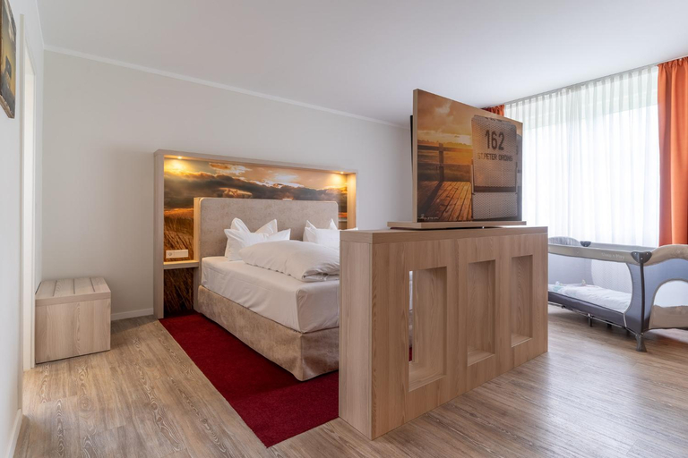 Bedroom 3, Hotel Garni Kolfhamm, Nordfriesland