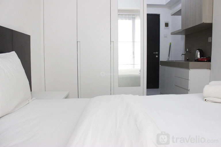 Bedroom 2, Simply Studio at Grand Asia Afrika Apt By Travelio, Bandung