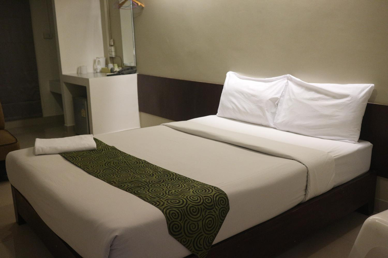 Bedroom 8