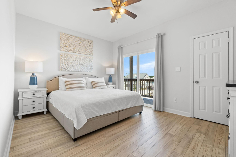 Bedroom 3, Hypnautic West, Baldwin