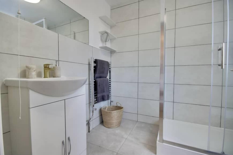 Bathroom, Modern Luxury Cozy Apartment, Southampton
