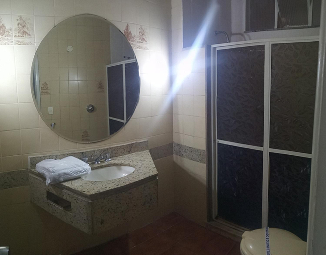 Bathroom 3, Jumbo Hotel, Rio de Janeiro