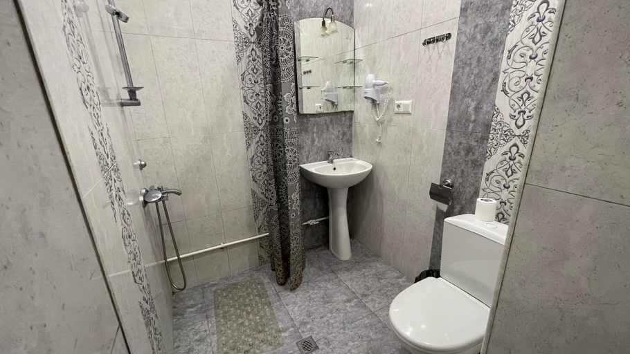 Bathroom 4, Armena Hostel, Yerevan