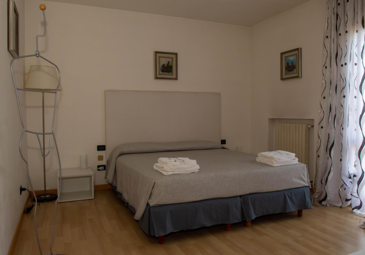 Others 5, Bed and Breakfast La Sosta, Padua