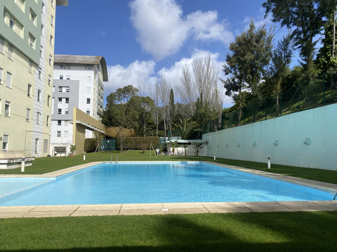 Sport & Beauty 2, Lisboa Apart T3 com piscina tenis ginasio, Lisbon