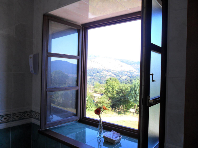 Bathroom 4, Hotel Rural Cuadrovena, Asturias