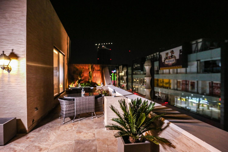 Food & Drinks 4, Khuttar Hotel Apartments, Amman