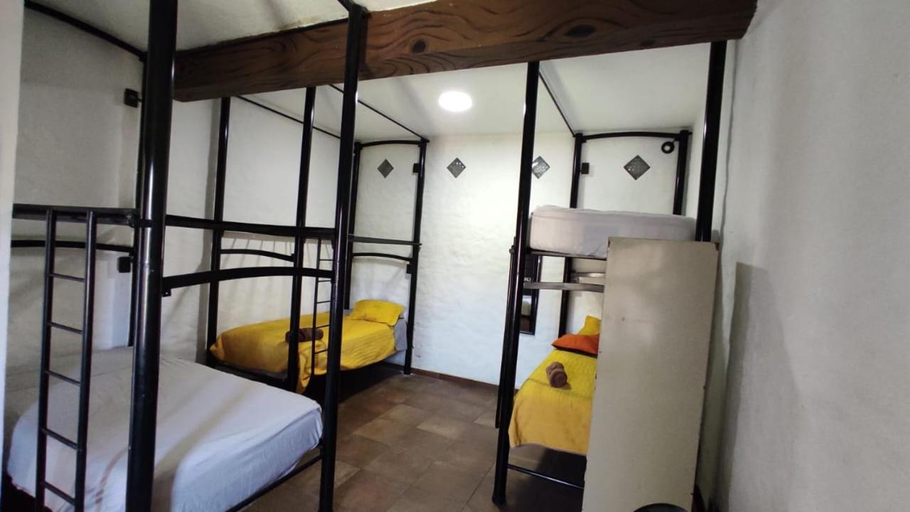 Others 3, Hostal Maria Tepozteca, Tepoztlán