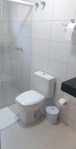 Bathroom, Siena Hotel, Pederneiras