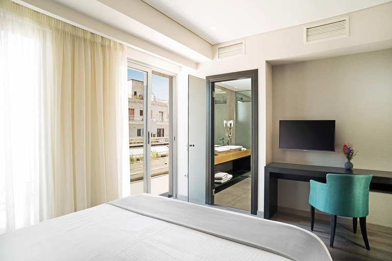 Bedroom 2, Hotel Lozenge, Attica