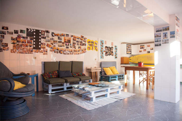 Others 5, 18St. Hostel, Espinho