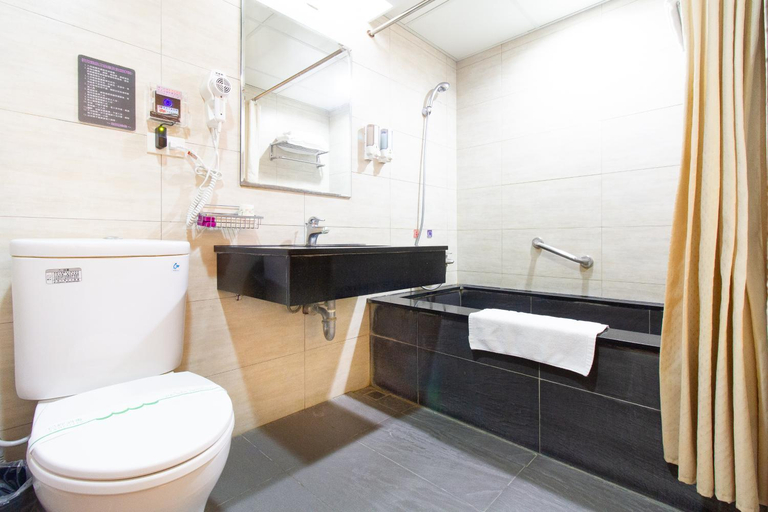 Bathroom 4, Barons Hot Spring Hotel, Yilan