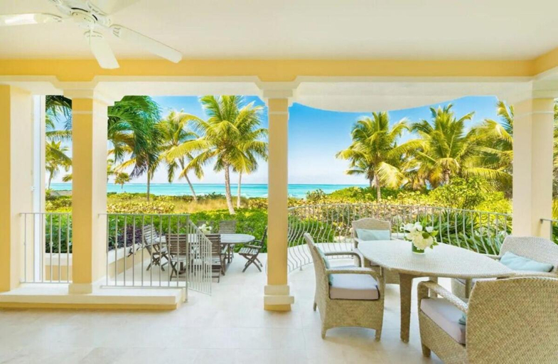 Food & Drinks 5, Villa Renaissance Grace Bay