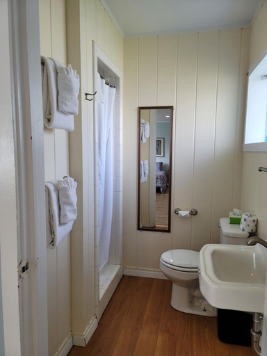 Bathroom 2, Mendocino Art Center, Mendocino