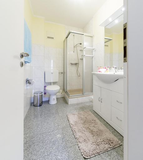 Bathroom 2, Marbijes Appartementhaus, Cuxhaven