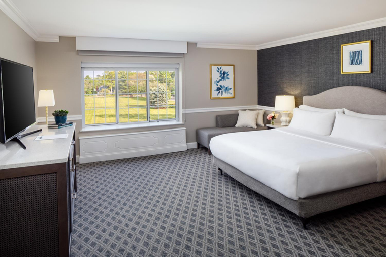 Bedroom 2, The Madison Hotel, Morris