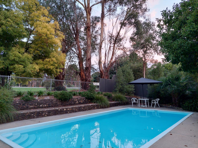 Others 5, Restaway Holiday Units, Alpine - East