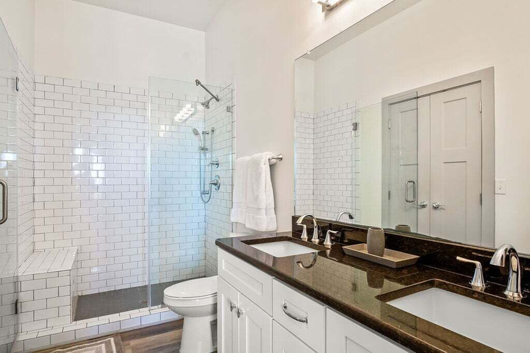Bathroom 4, Shorely A Good Time - Water Views! Roof Top Hot Tub!, Nueces