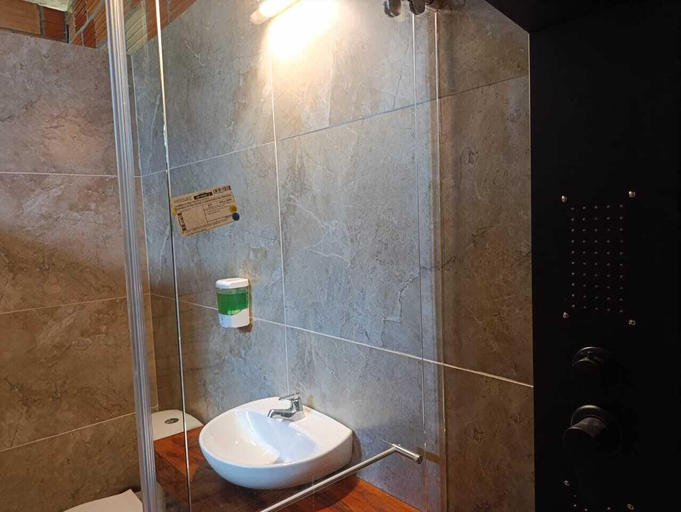 Bathroom 3, Hotel Boutique Villaliliana, Leticia