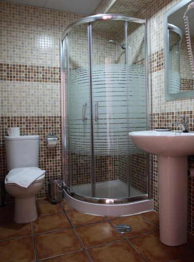 Bathroom 4, Hostal Palomares, Granada