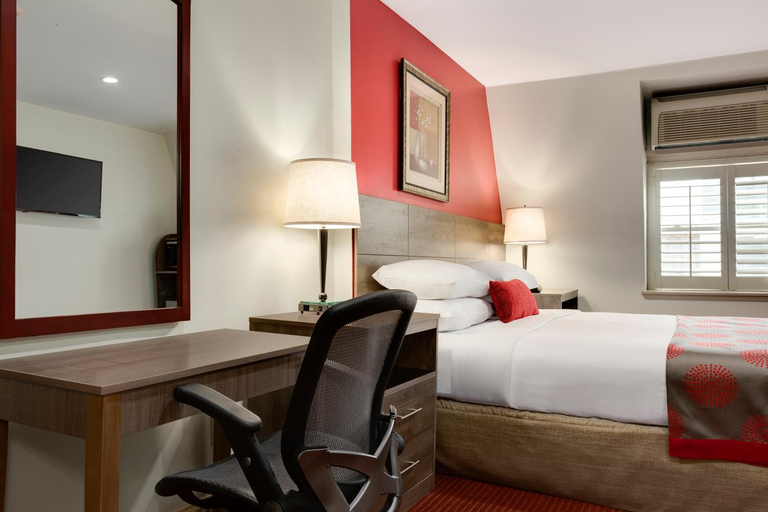 Bedroom 10
