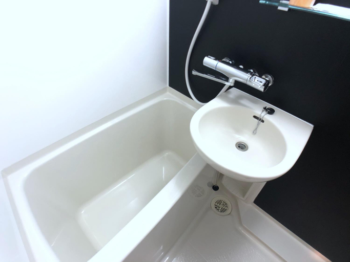 Bathroom 4, Hiroshima Town Hotel, Hiroshima