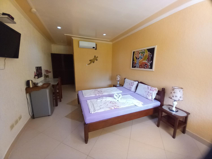 Bedroom 2, Malapascua Garden Resort, Daanbantayan