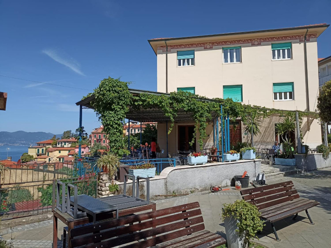 Albergo delle Ondine, La Spezia