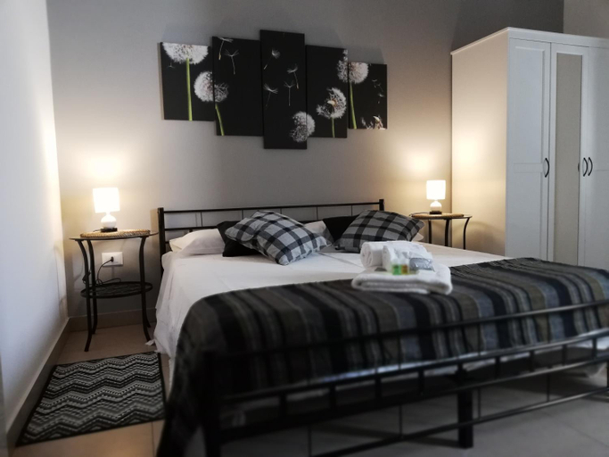 Others 2, B&b Passione del sud, Lecce
