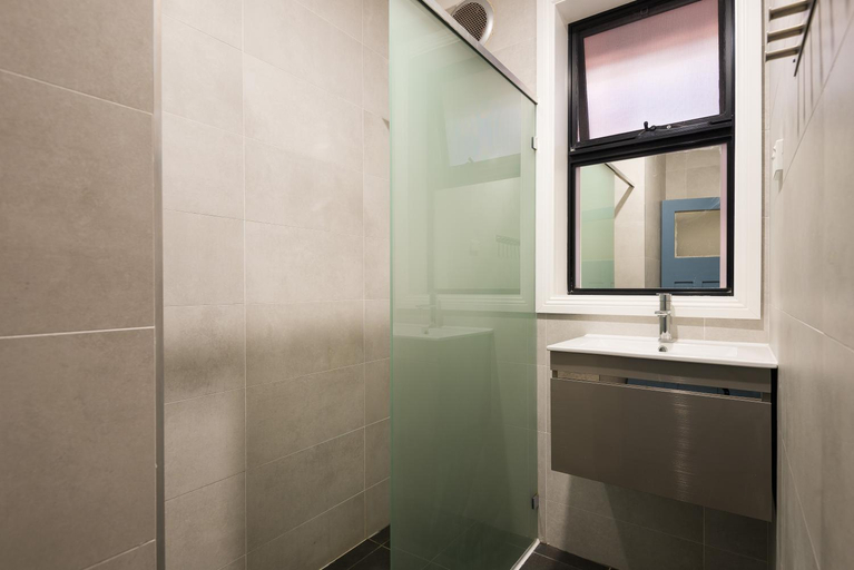 Bathroom 6