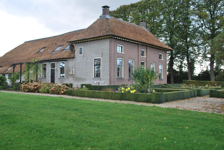 Others 4, B&B Snellenstein, Neerijnen