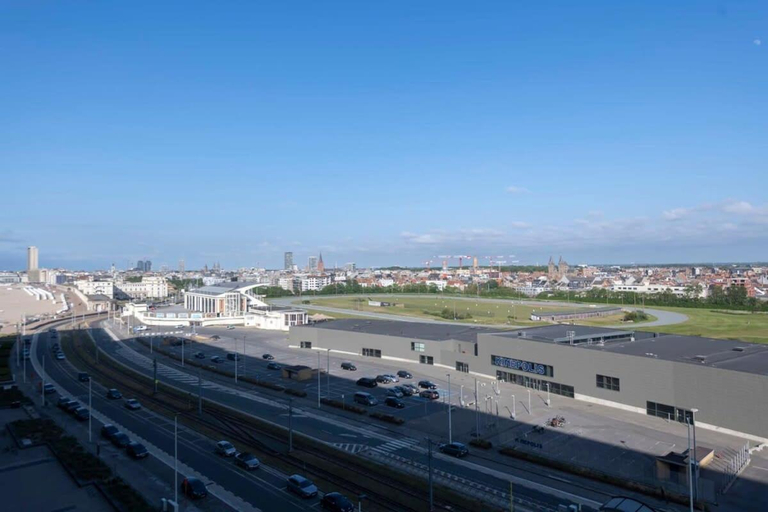 Others 4, Seaview Apartment on the Beach - Free Parking, West-Vlaanderen