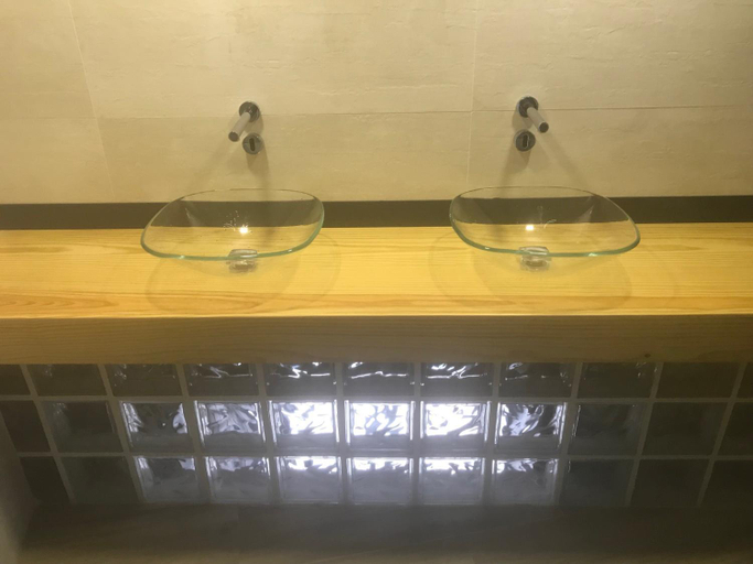 Bathroom 2, Wood Steel & Glass, Marinha Grande
