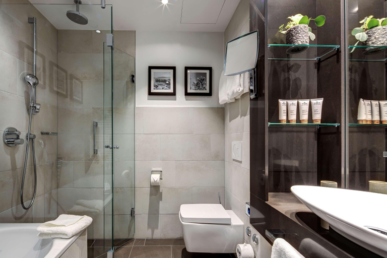 Bathroom 5
