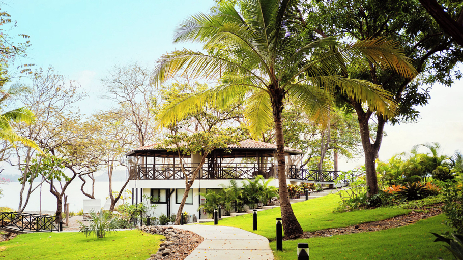 Exterior & Views 2, Reunion Wellness Resort & Retreats, Santa Cruz