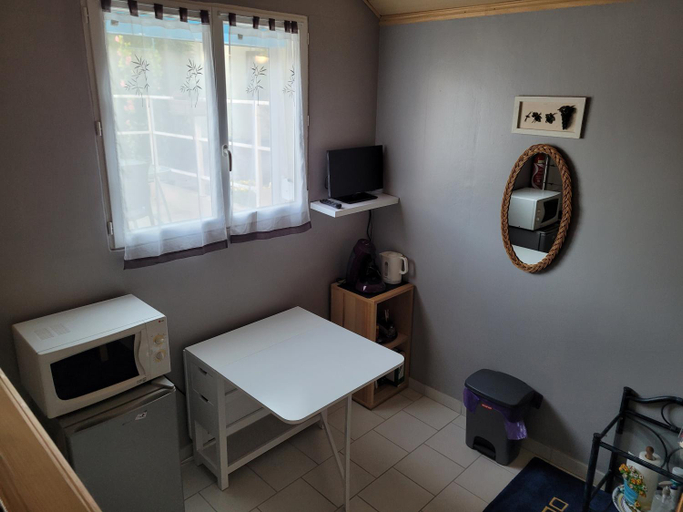 Others 5, le studio, Marne